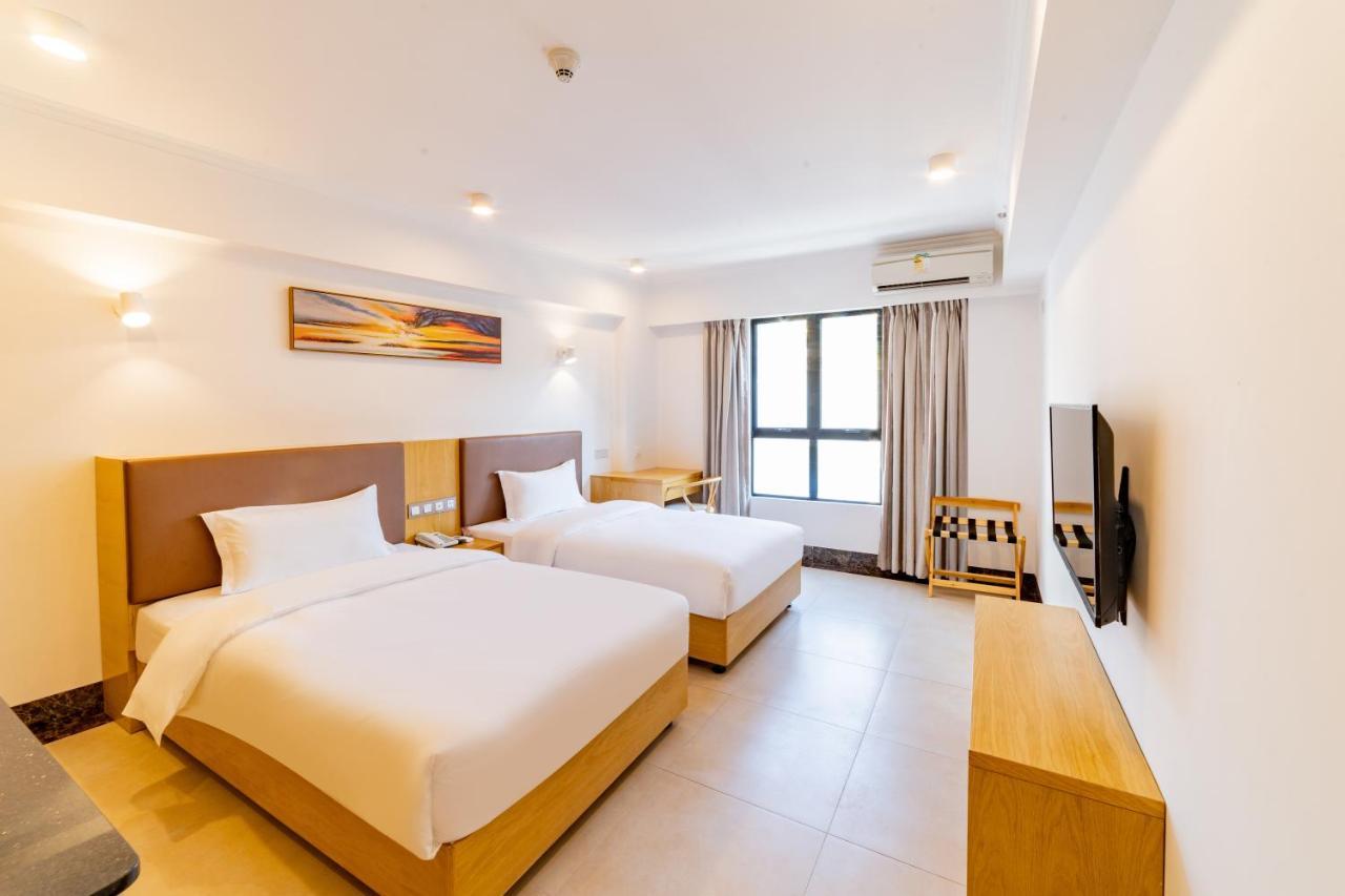 Hotel Cinco Oceanos Macao Extérieur photo